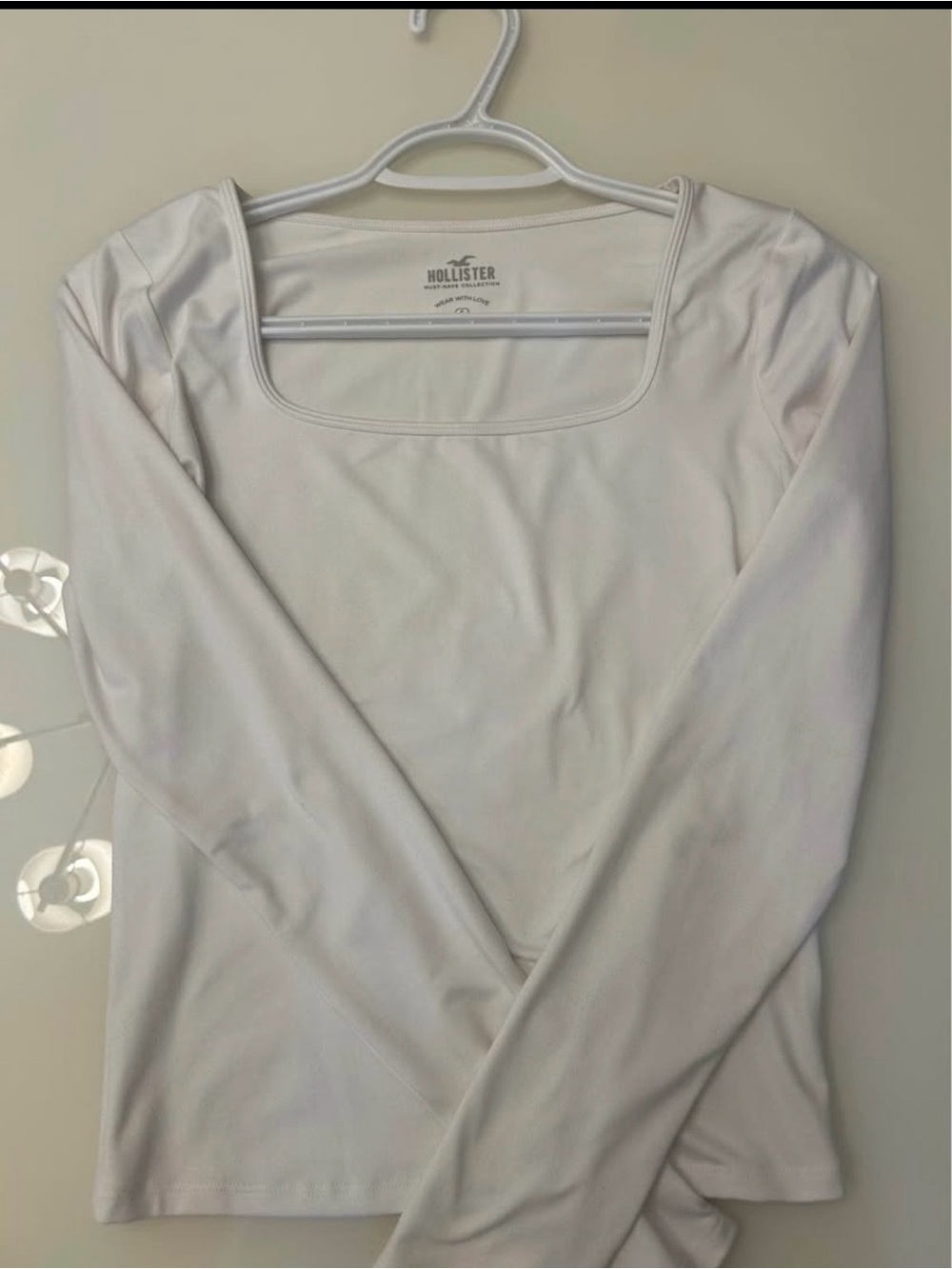 Small Hollister White Long Sleeve Scoop Neck Tee